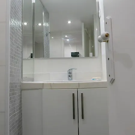 Apartment Studio Classic Odeon Citycosy Paris